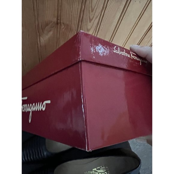 Salvatore Ferragamo Made in Italy Black Quilted Toe Block Heel Pump Size 9.5AAA - Picture 8 of 16